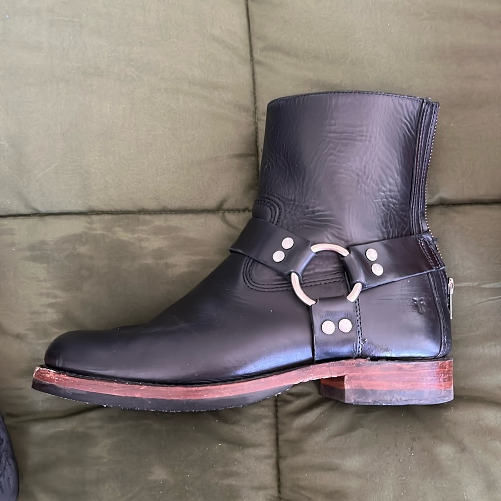 Frye harness boots black